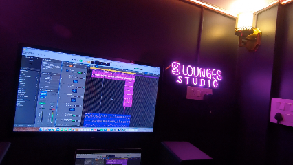 9 Lounges Studios