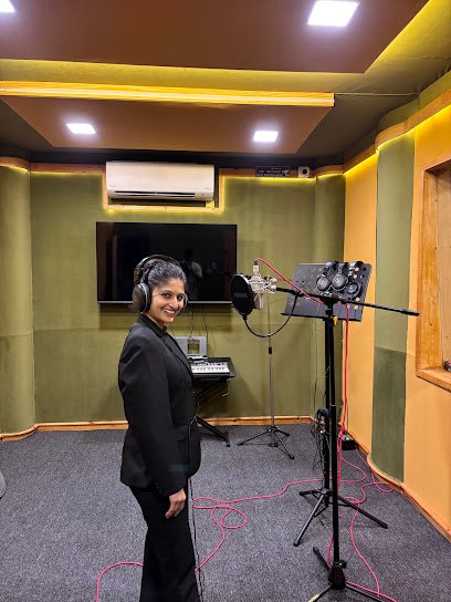 SNOWBERRY MUSIC STUDIO