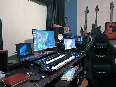 SNS SYIEMLIEH MUSIC